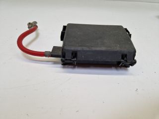 bontott VW GOLF IV Biztosítéktábla Motortér