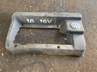 bontott VW GOLF IV Felső Motorburkolat