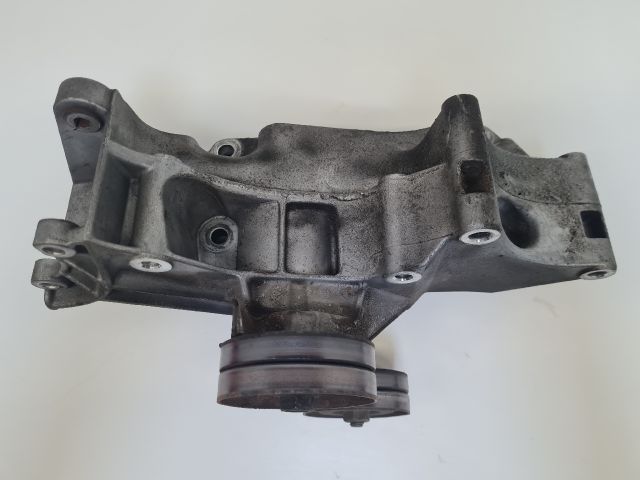 bontott VW GOLF IV Generátor Tartó Bak