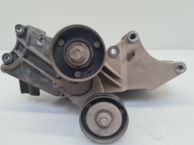 bontott VW GOLF IV Generátor Tartó Bak