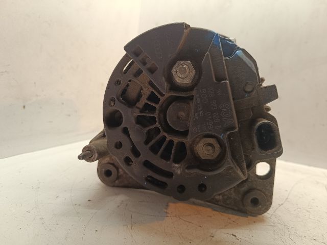 bontott VW GOLF IV Generátor