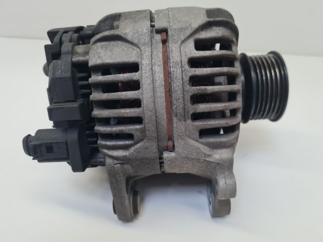 bontott VW GOLF IV Generátor