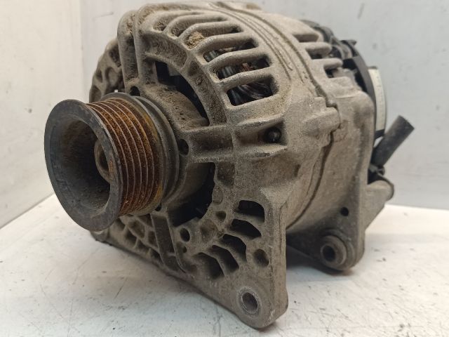 bontott VW GOLF IV Generátor