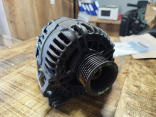 bontott VW GOLF IV Generátor