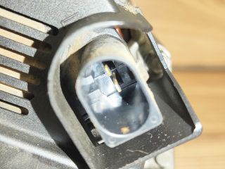 bontott VW GOLF IV Generátor