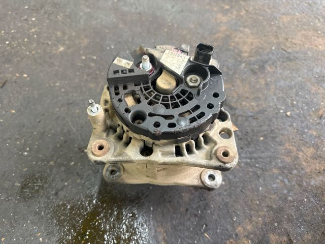 bontott VW GOLF IV Generátor