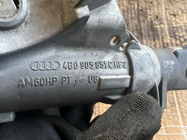 bontott VW GOLF IV Gyújtáskapcsoló Házzal