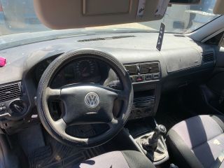 bontott VW GOLF IV Gyújtáskapcsoló Házzal