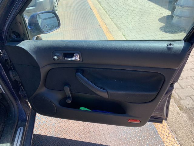 bontott VW GOLF IV Gyújtáskapcsoló Házzal