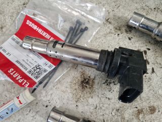 bontott VW GOLF IV Gyújtótrafó Szett