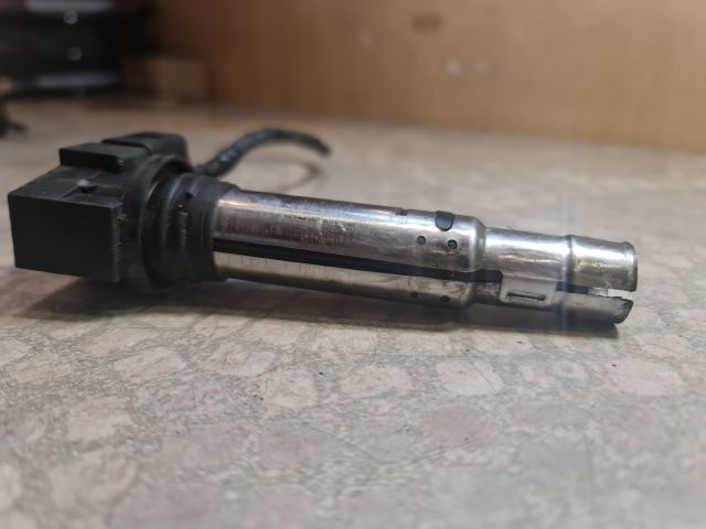 bontott VW GOLF IV Gyújtótrafó