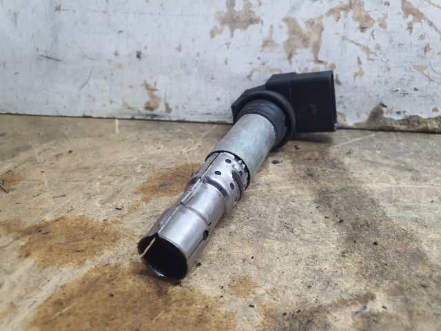 bontott VW GOLF IV Gyújtótrafó