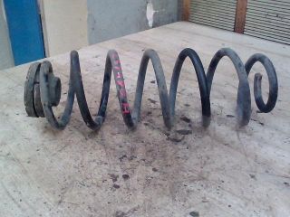 bontott VW GOLF IV Hátsó Rugó