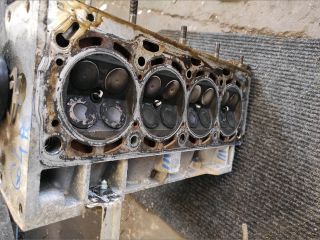 bontott VW GOLF IV Hengerfej