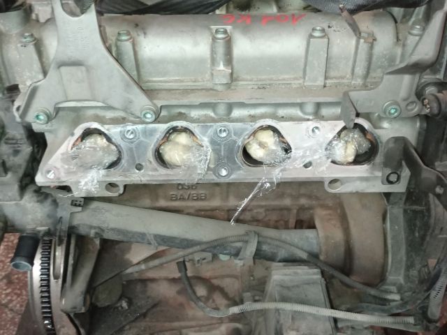 bontott VW GOLF IV Hengerfej