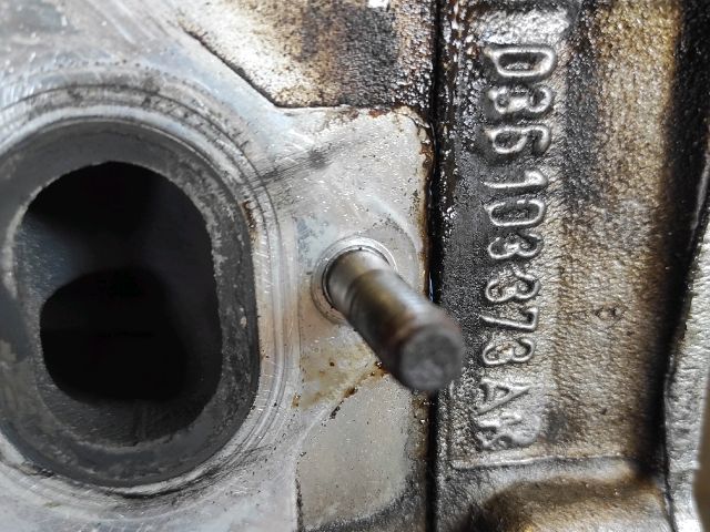 bontott VW GOLF IV Hengerfej