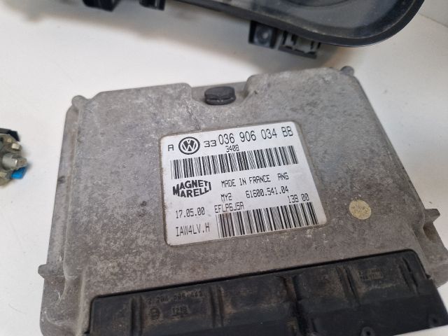 bontott VW GOLF IV Immobilizer Elektronika