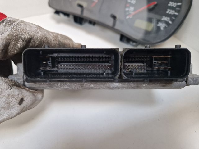 bontott VW GOLF IV Immobilizer Elektronika