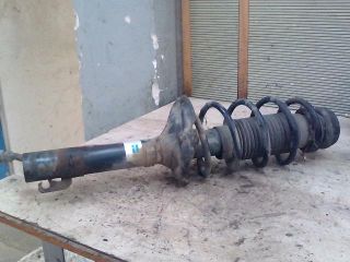 bontott VW GOLF IV Jobb első Gólyaláb (Lengécsillapító, Rugó)