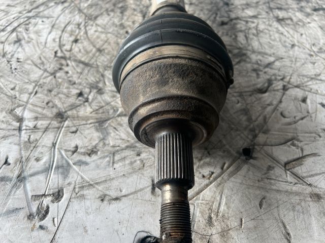 bontott VW GOLF IV Jobb Féltengely