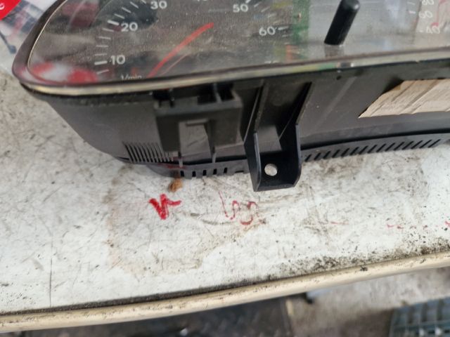 bontott VW GOLF IV Kilométeróra