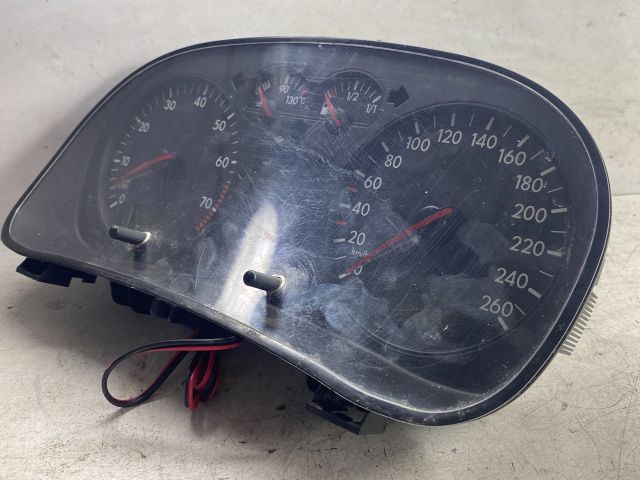 bontott VW GOLF IV Kilométeróra