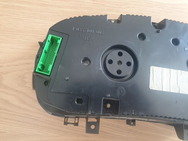 bontott VW GOLF IV Kilométeróra