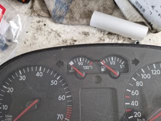 bontott VW GOLF IV Kilométeróra