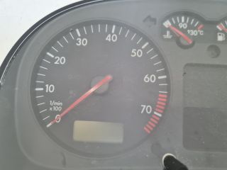 bontott VW GOLF IV Kilométeróra