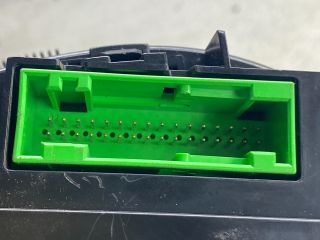 bontott VW GOLF IV Kilométeróra