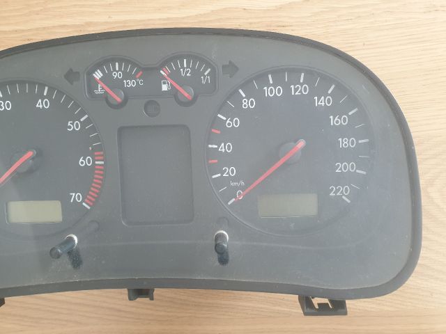 bontott VW GOLF IV Kilométeróra
