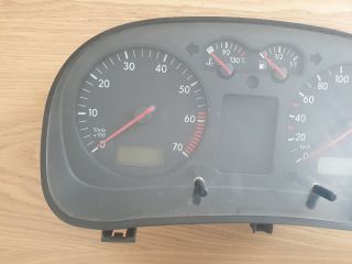 bontott VW GOLF IV Kilométeróra