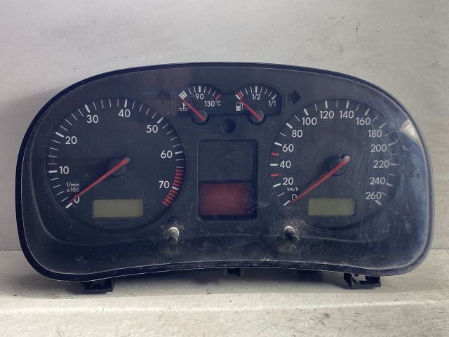 bontott VW GOLF IV Kilométeróra