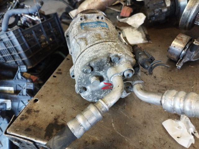 bontott VW GOLF IV Klímakompresszor