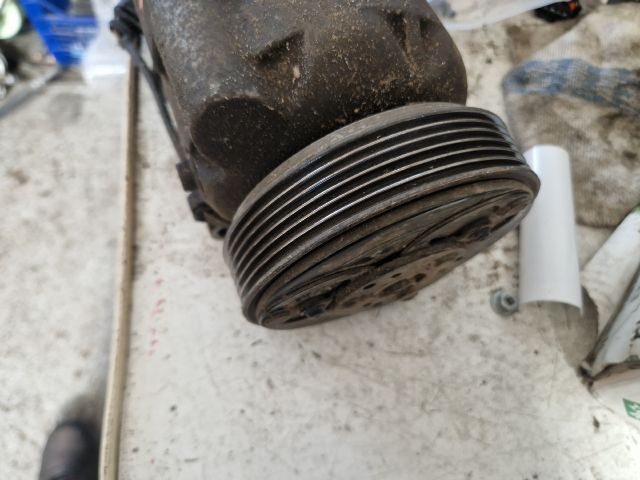 bontott VW GOLF IV Klímakompresszor