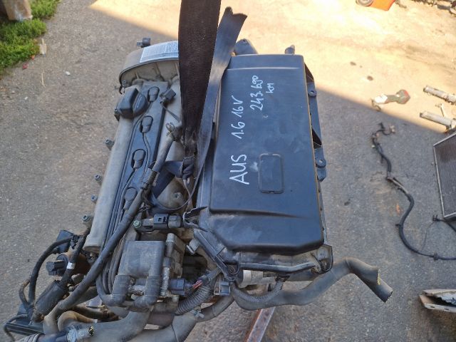 bontott VW GOLF IV Komplett Motor (Segédberendezésekkel)