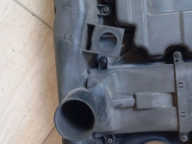 bontott VW GOLF IV Légszűrő Ház