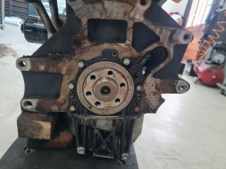 bontott VW GOLF IV Motor (Fűzött blokk hengerfejjel)