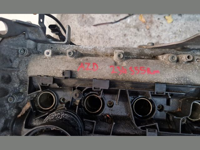 bontott VW GOLF IV Motor (Fűzött blokk hengerfejjel)