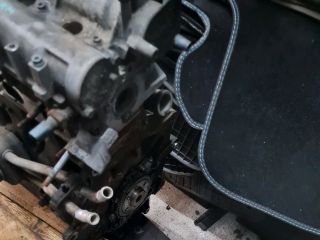 bontott VW GOLF IV Motor (Fűzött blokk hengerfejjel)