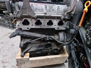 bontott VW GOLF IV Motor (Fűzött blokk hengerfejjel)