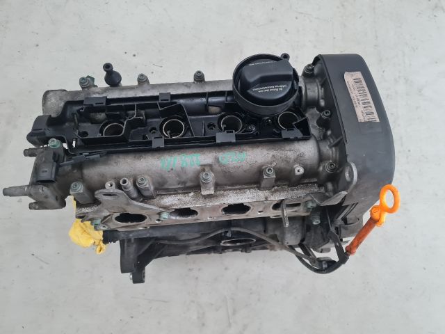 bontott VW GOLF IV Motor (Fűzött blokk hengerfejjel)