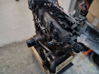bontott VW GOLF IV Motor (Fűzött blokk hengerfejjel)