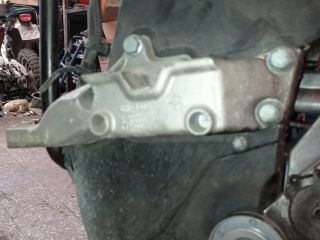 bontott VW GOLF IV Motor Tartó Bak (Fém)