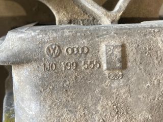 bontott VW GOLF IV Motor Tartó Bak (Fém)