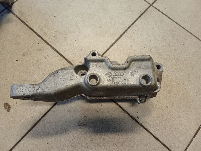 bontott VW GOLF IV Motor Tartó Bak (Pozíciófüggetlen)