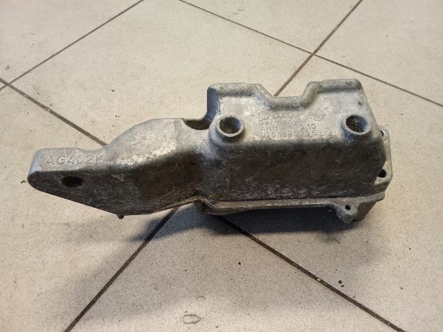 bontott VW GOLF IV Motor Tartó Bak (Pozíciófüggetlen)
