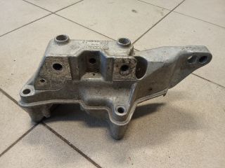 bontott VW GOLF IV Motor Tartó Bak (Pozíciófüggetlen)