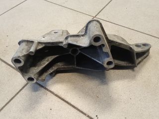 bontott VW GOLF IV Motor Tartó Bak (Pozíciófüggetlen)