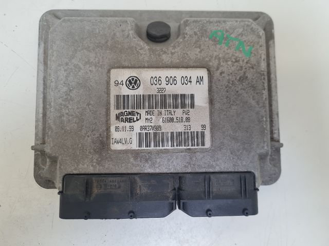 bontott VW GOLF IV Motorvezérlő